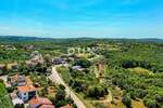 ISTRA, BUJE (okolica) - Zemljište s građevinskom dozvolom
