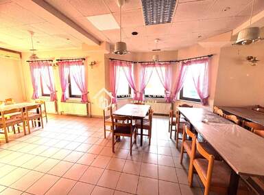 Poslovni prostor, Zagreb, Sesvete, prodaja, 339000 €, 275 m2