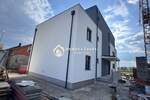Dugo selo,4-soban stan(S1)140m2 s  prostranim vrtom s 3 strane + 2 PM