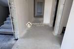 Dugo selo,4-soban stan(S1)140m2 s  prostranim vrtom s 3 strane + 2 PM