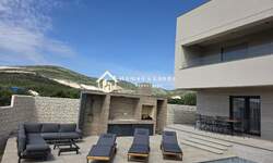 Kuca, Trogir, prodaja, 1383000 €, 320 m2