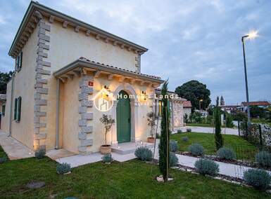 Kuca, Tinjan, prodaja, 789000 €, 151 m2