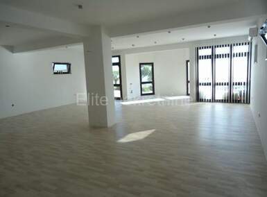 Poslovni prostor, Rijeka, Sjever, najam, 1200 €, 130 m2