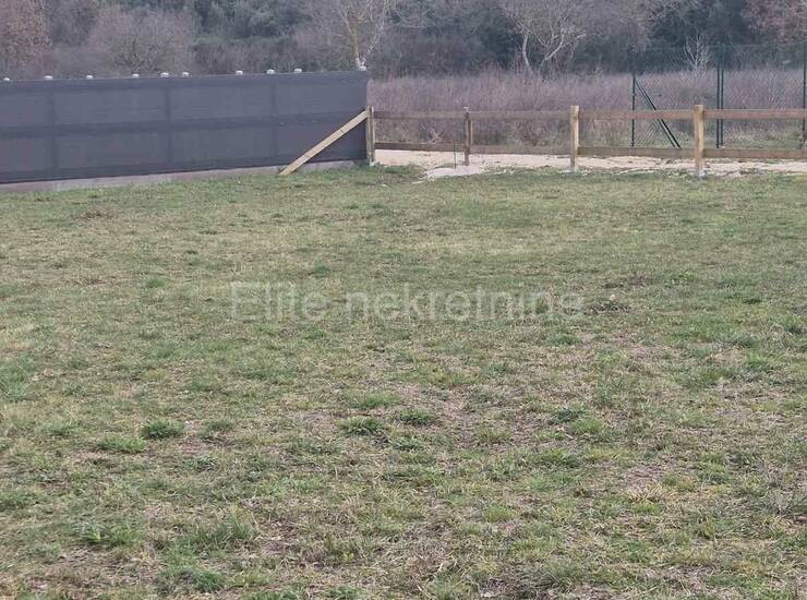 Istra, ŠIŠAN - ZEMLJIŠTE NA MIRNOJ LOKACIJI, 560 m2, prodaja! — fotografija 13