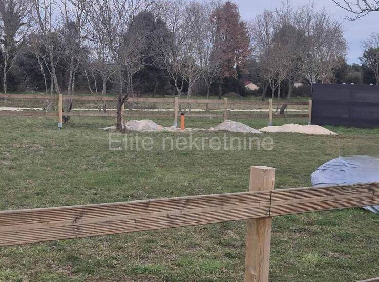Istra, ŠIŠAN - ZEMLJIŠTE NA MIRNOJ LOKACIJI, 560 m2, prodaja! — fotografija 17