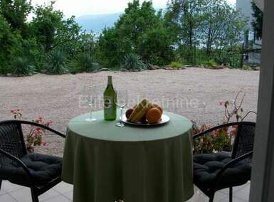 Trosoban stan, Kastav, Čikovići, najam, 1000 €, 95 m2