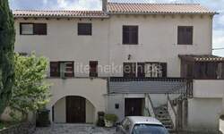 Kuca, Buzet, Roč, prodaja, 360000 €, 450 m2