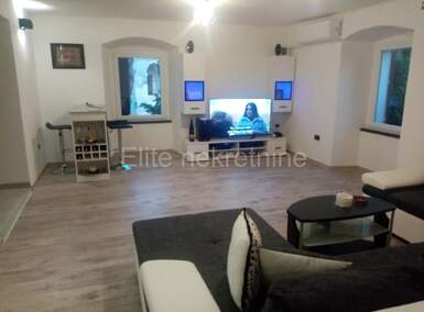 Dvosoban stan, Rijeka, Istok, prodaja, 185000 €, 75 m2
