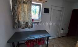 Jednosoban stan, Rijeka, Istok, najam, 360 €, 25 m2
