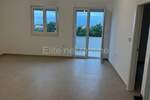 NOVOGRADNJA – VIŠKOVO Stan 87 m², balkon, dvorište, 3 parkirna mjesta