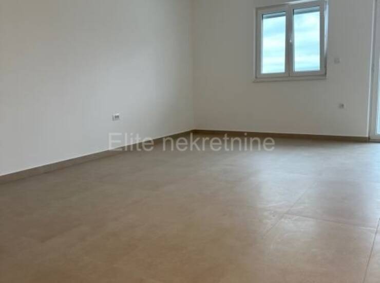 NOVOGRADNJA – VIŠKOVO Stan 87 m², balkon, dvorište, 3 parkirna mjesta — fotografija 12