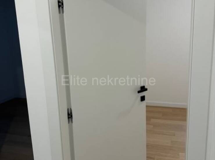 NOVOGRADNJA – VIŠKOVO Stan 87 m², balkon, dvorište, 3 parkirna mjesta — fotografija 17