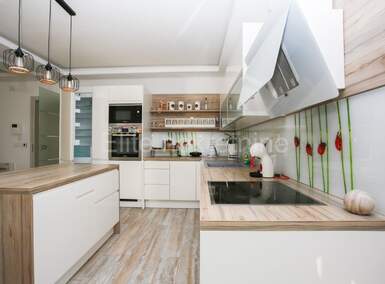 Cetvorosoban stan, Kostrena, Vrh Martinšćice, najam, 2000 €, 124 m2