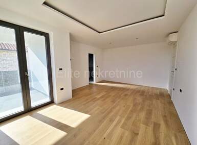 Kuca, Rovinj, prodaja, 530000 €, 200 m2