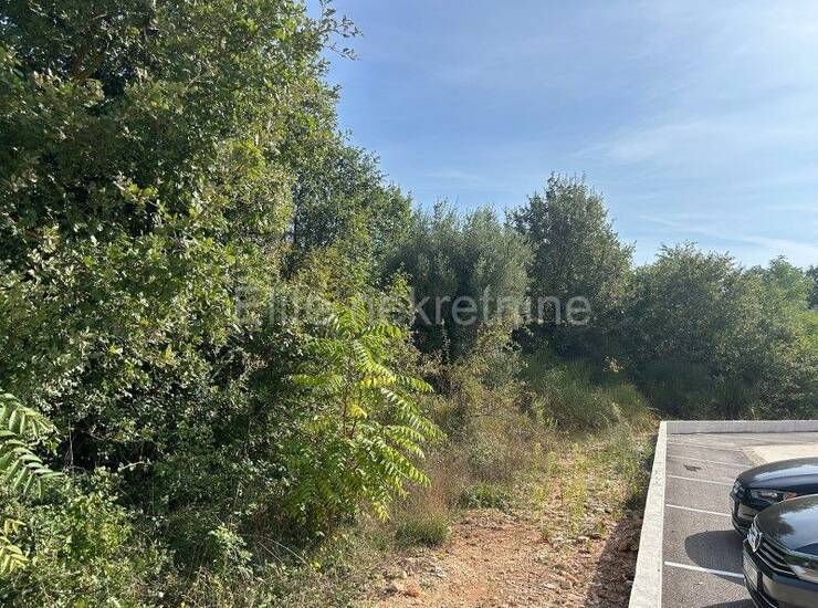 Istra, Medulin - prodaja atraktivnog građevinskog zemljišta od 2896m2 — fotografija 9