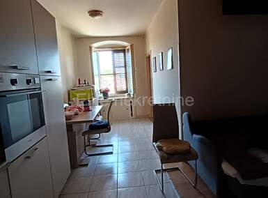 Trosoban stan, Pazin, Stari Pazin, prodaja, 135000 €, 68 m2