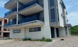 Trosoban stan, Medulin, prodaja, 260000 €, 56 m2
