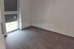Istra, Medulin - Prodaja stana u novogradnji, 1 kat, 300 m od mora, 1 km od