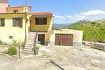 Istra, Motovun - prodaja kuće  sa okućnicom, dodatna građevinska parcela
