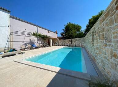 Kuca, Poreč, prodaja, 618000 €, 200 m2