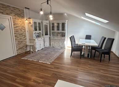Cetvorosoban stan, Pula, prodaja, 205000 €, 100 m2
