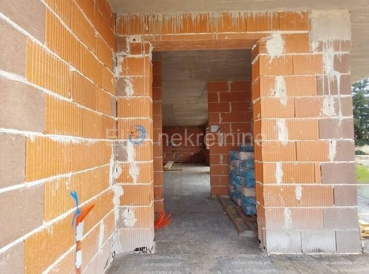 Ližnjan, Muntić - prizemnica u izgradnji 150 m2, okućnica 770 m2 — fotografija 10