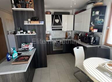 Trosoban stan, Rijeka, Zapad, prodaja, 360000 €, 83 m2