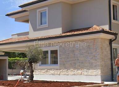 Kuca, Vrbnik, prodaja, 782800 €, 130 m2