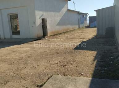 Poslovni prostor, Kostrena, Vrh Martinšćice, najam, 2000 €, 150 m2