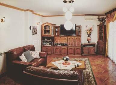 Trosoban stan, Rovinj, prodaja, 527400 €, 128 m2