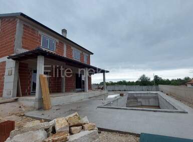 Kuca, Svetvinčenat, Juršići, prodaja, 298000 €, 180 m2