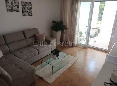 Trosoban stan, Opatija, najam, 1300 €, 68 m2