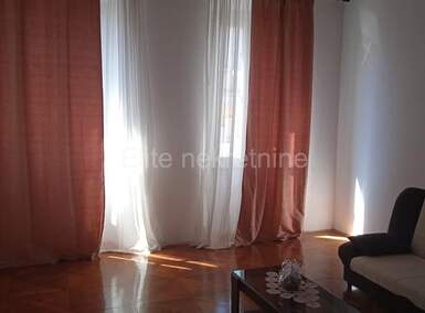 Cetvorosoban stan, Pula, prodaja, 275000 €, 114 m2