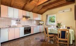 Trosoban stan, Matulji, najam, 1350 €, 70 m2