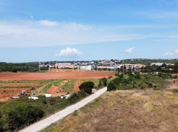 Istra,Volme - Prodaja zemljišta u T1-T2 Zoni udaljenog 600 m do mora ! — fotografija 14