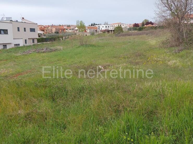 Poreč, Kaštelir -  prodaja građevinskog zemljišta, djelomičan pogled n — fotografija 10