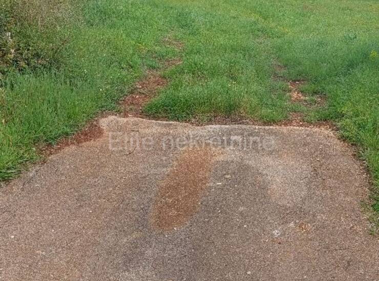 Poreč, Kaštelir -  prodaja građevinskog zemljišta, djelomičan pogled n — fotografija 16