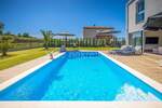 Kuca, Poreč, Mihatovići, prodaja, 690000 €, 262 m2