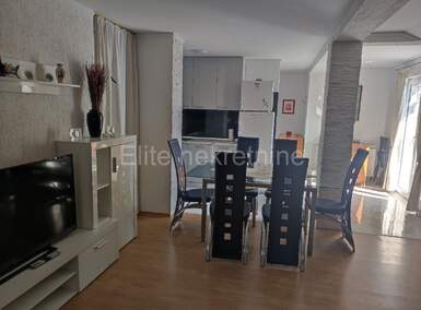 Trosoban stan, Rijeka, Zapad, najam, 1200 €, 100 m2