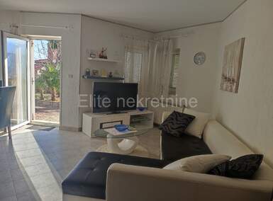 Trosoban stan, Rijeka, Zapad, najam, 1200 €, 95 m2