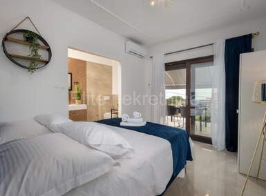 Trosoban stan, Opatija, Ičići, najam, 1000 €, 70 m2