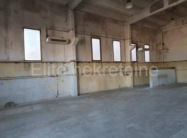 Poslovni prostor, Viškovo, Marinići, najam, 2500 €, 320 m2