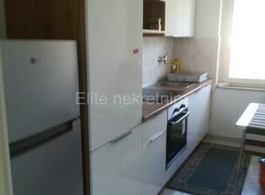 Trosoban stan, Rijeka, Istok, najam, 600 €, 52 m2