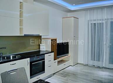 Jednosoban stan, Kostrena, najam, 800 €, 32 m2