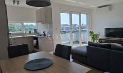 Trosoban stan, Viškovo, najam, 800 €, 55 m2