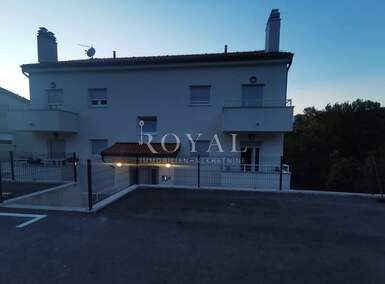Jednosoban stan, Viškovo, najam, 450 €, 27 m2