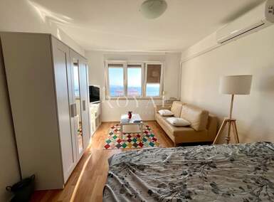 Jednosoban stan, Rijeka, Krimeja, najam, 500 €, 30 m2