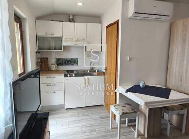Dvosoban stan, Opatija, Opatija - Centar, najam, 600 €, 33 m2