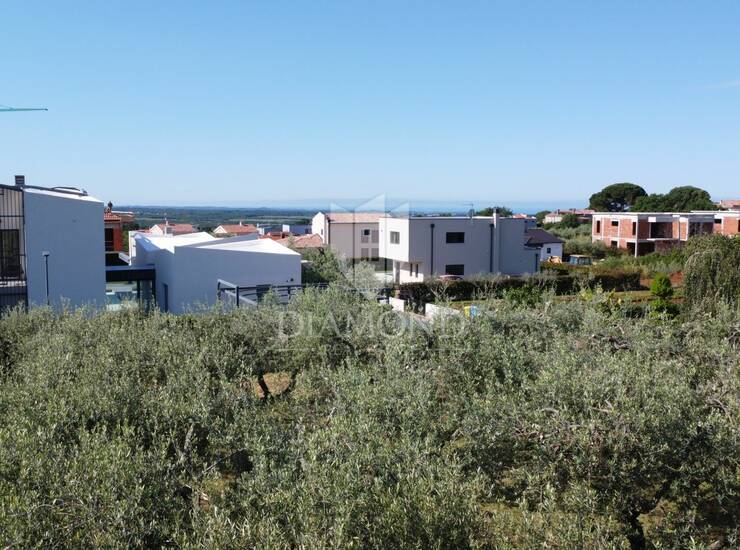 Poreč, okolica – zemljište, pogled na more i luksuzno okruženje