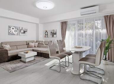Trosoban stan, Rijeka, Centar, najam, 800 €, 800 m2